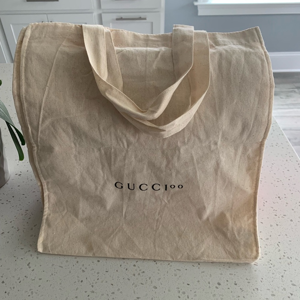 🆕 Gucci Canvas Shopping/Carry Tote